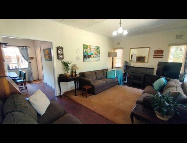 3 BEDROOM HOUSE FOR SALE IN PRESTBURY